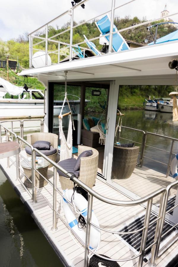 Botel Hausboot Schleuseninsel